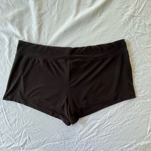 Women’s XXL black ballet shorts